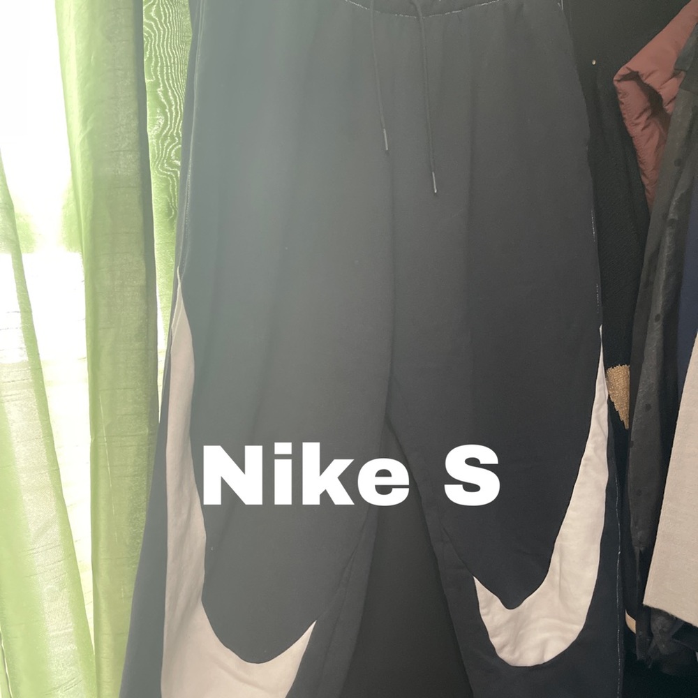 Nike S sweat pants worn 3